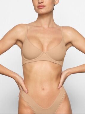SKIMS Fits Everybody Unlined Demi Bra 34B